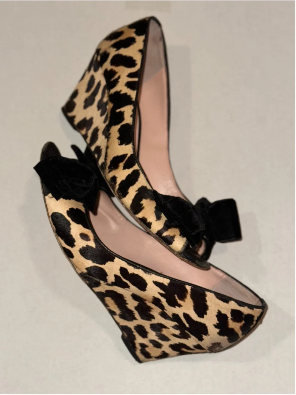 Kate Spade Roberta Amaretto Black Leopard Haircalf Velvet Wedge Heels 7.5